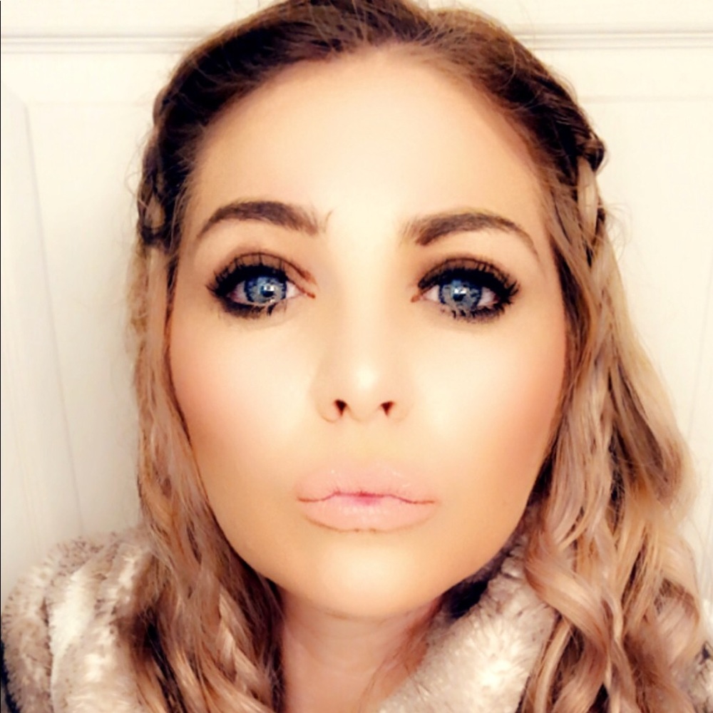 Meet your Posher, Ashley @ styleherpretty.po.sh